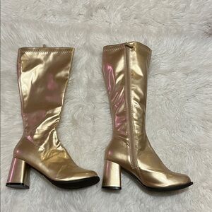 Ellie Shoes Shiny Gold Heeled Boots